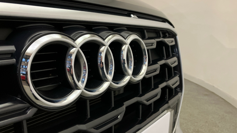 Audi Q2 35 TFSI S Line 5dr S Tronic Petrol Estate